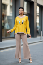 Yellow Daffy Duck V-Neck T Shirt with Contrast Trouser PJ Set