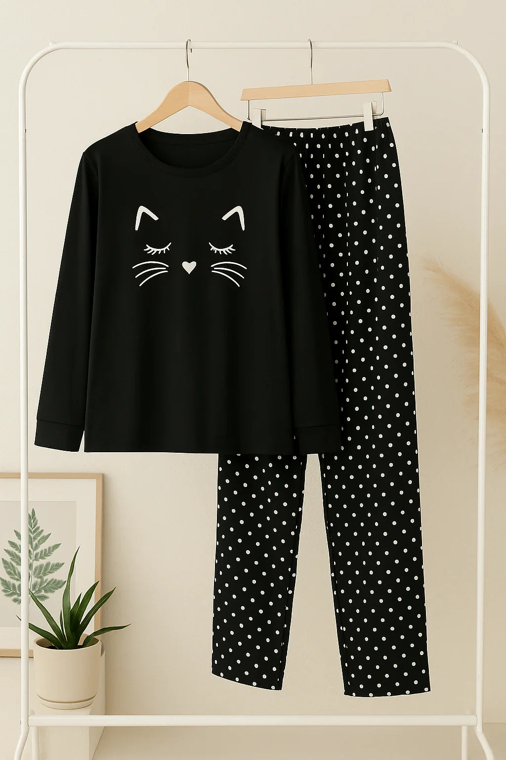 Black Meow T-shirt With Pajama