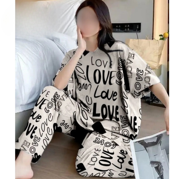 Drop Shoulder Love Printed Night Suit